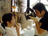    5.写真撮影
　写真撮影も行い、ホワイトニング前後の色の変化を確認します。
 
