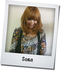 <b>【役　職】</b>　テクニカルアシスタント 
<b>【名　前】</b>　平良 せりな　=Sena= 
<b>【生年月日】</b>　S59.12.18
<b>【出身地】</b>　宮古 
<b>【紹　介】</b>　
裏ボス? B型
DiDi un mode のムードメーカー。
早口でたまに自分で何言ってるか分からなくなってしまう（汗）宮古島出身の前髪パッツン大好き娘。
お酒強い!? イヤ～弱いです♡
シャンプー＆マッサージ気合入れてます!!!
あっ　メイクもスキーーー!!!
<b>【コメント】</b>
こんにちわ♪
私セナは、一人前のスタイリストになる為、日々猛特訓中です(*^^)v
そこで…<b style="color:red;">カットモデル募集中</b>です！
沢山のお客様を経験して、１日でも早く皆さんを綺麗にできるスタイリストを目指してますのでご協力お願いします！！

<b style="color:blue;">詳細は御電話で♪</b>
