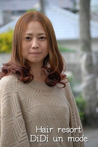 Saki さん

cut：あまりﾚｲﾔｰをいれず重目で下にしっかりとした重心がくるようにﾃﾞｻﾞｲﾝしました。

color:ﾍﾞｰｽに2012.Spring trend colorにも選ばれてるﾐﾙｷｨﾚﾓﾝをchoice！
更に毛先10cmにはﾚｯﾄﾞのｸﾞﾗｶﾗｰを施しました♪


担当：Shima
＞＞<a href="http://ameblo.jp/didiunmode/entry-11090534267.html"><span style="color:#FF0000;font-size:14px;"><b>ﾌﾞﾛｸﾞ掲載ﾍﾟｰｼﾞ</span></a></b>
