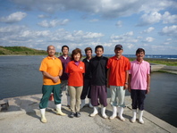 種子島エビ養殖場
〒891-3102
鹿児島県西之表市安納656番地
TEL09972-5-0190　FAX09972-5-0782